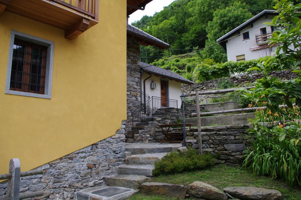 Erebia Appartamenti Vacanza Villadossola Exterior foto